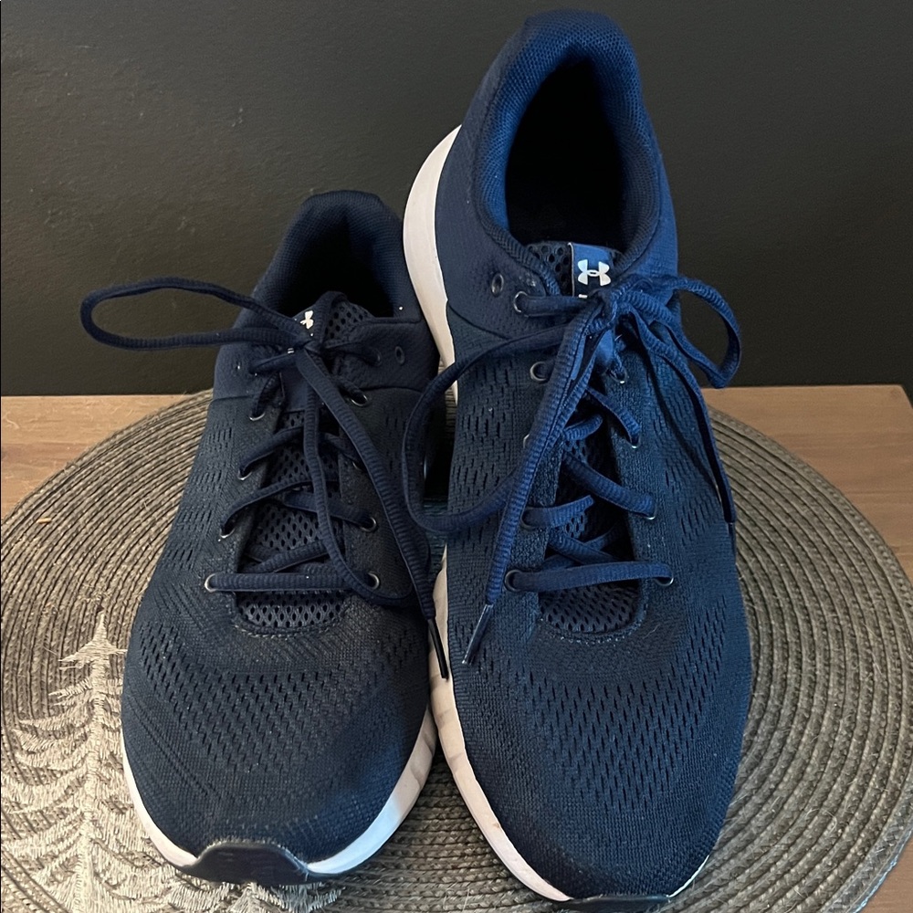 Under Armour Navy Blue Athletic Shoes
